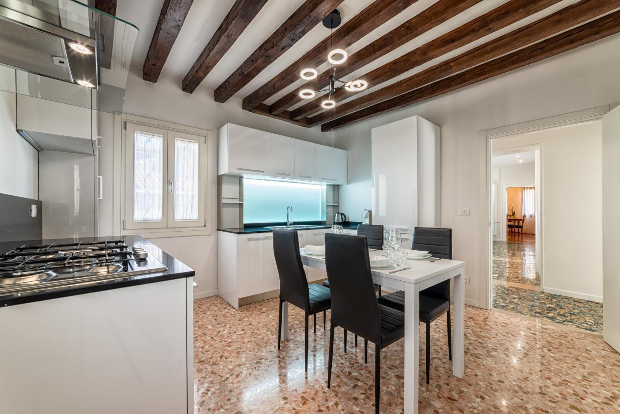 Casanova Fenice - Canal View Venecia Habitación foto